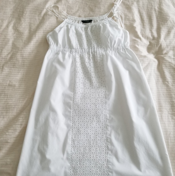 White summer dress - Picture 7 of 8